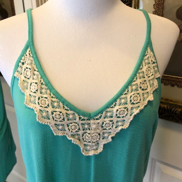 Teal beautiful flowing blouse - Picture 4 of 4